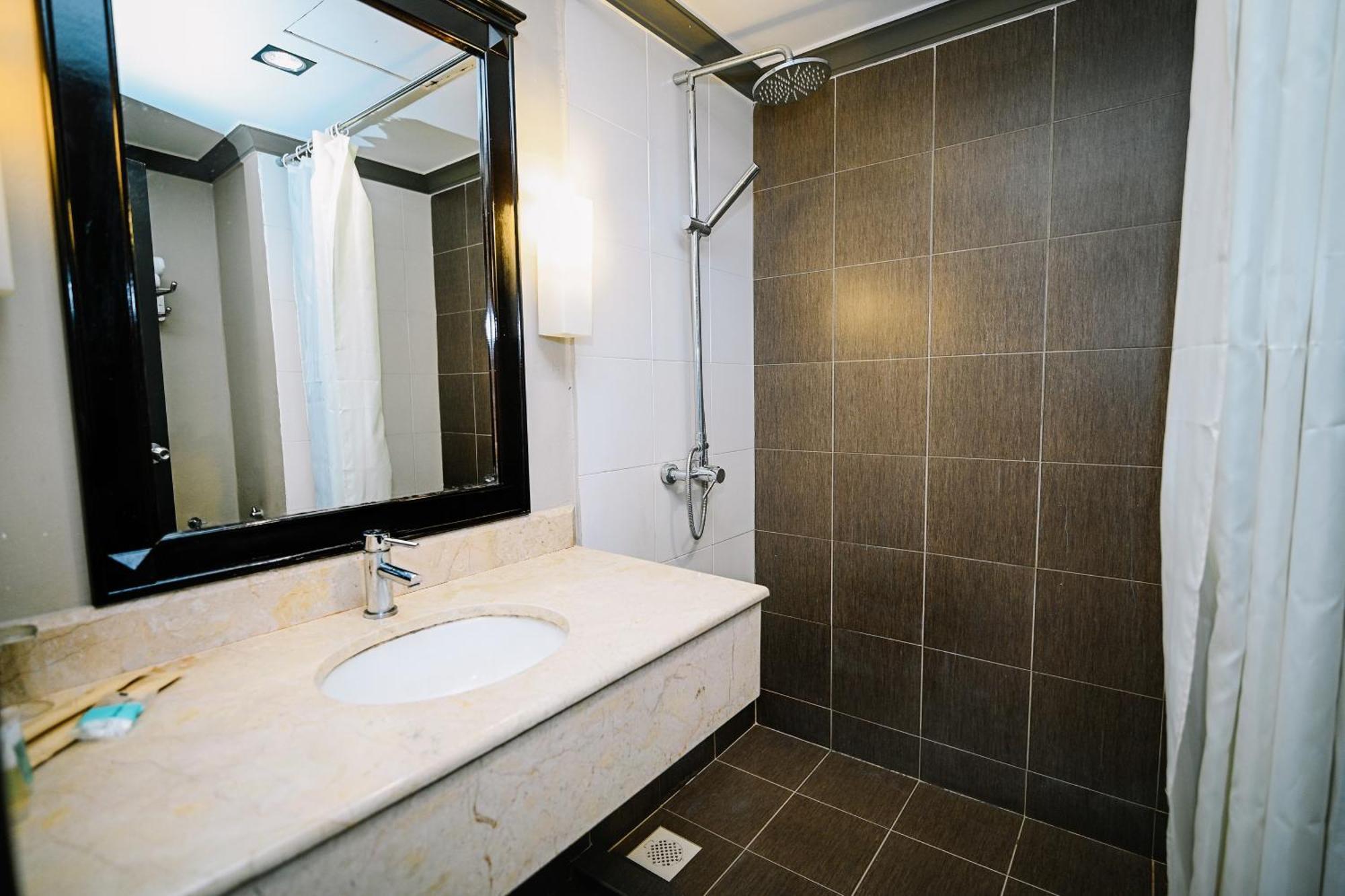 Kingston Hotel 9 - Jonker Street Malacca ภายนอก รูปภาพ