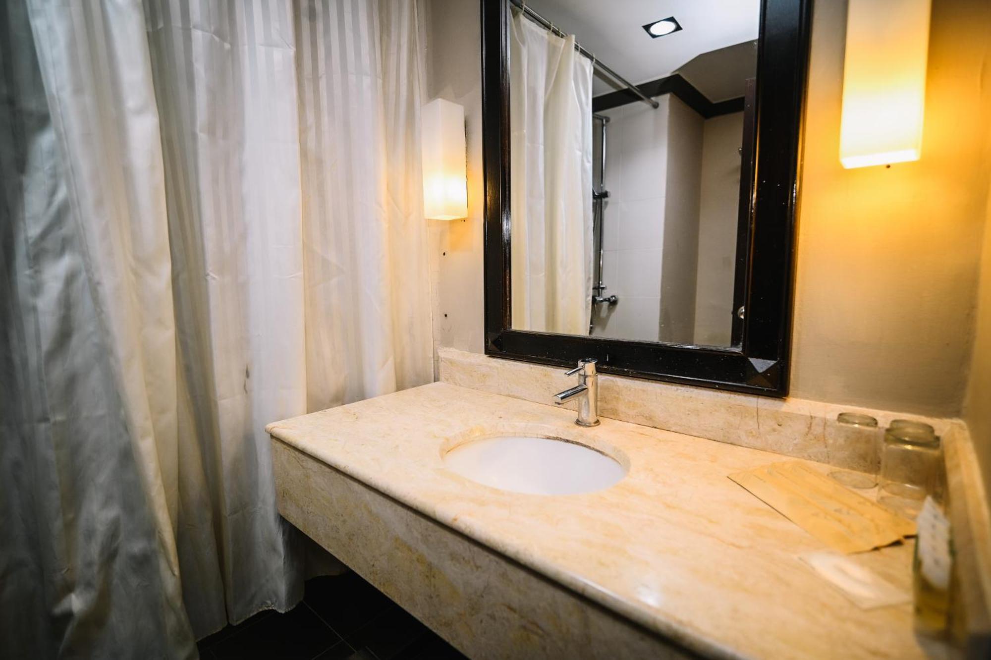 Kingston Hotel 9 - Jonker Street Malacca ภายนอก รูปภาพ